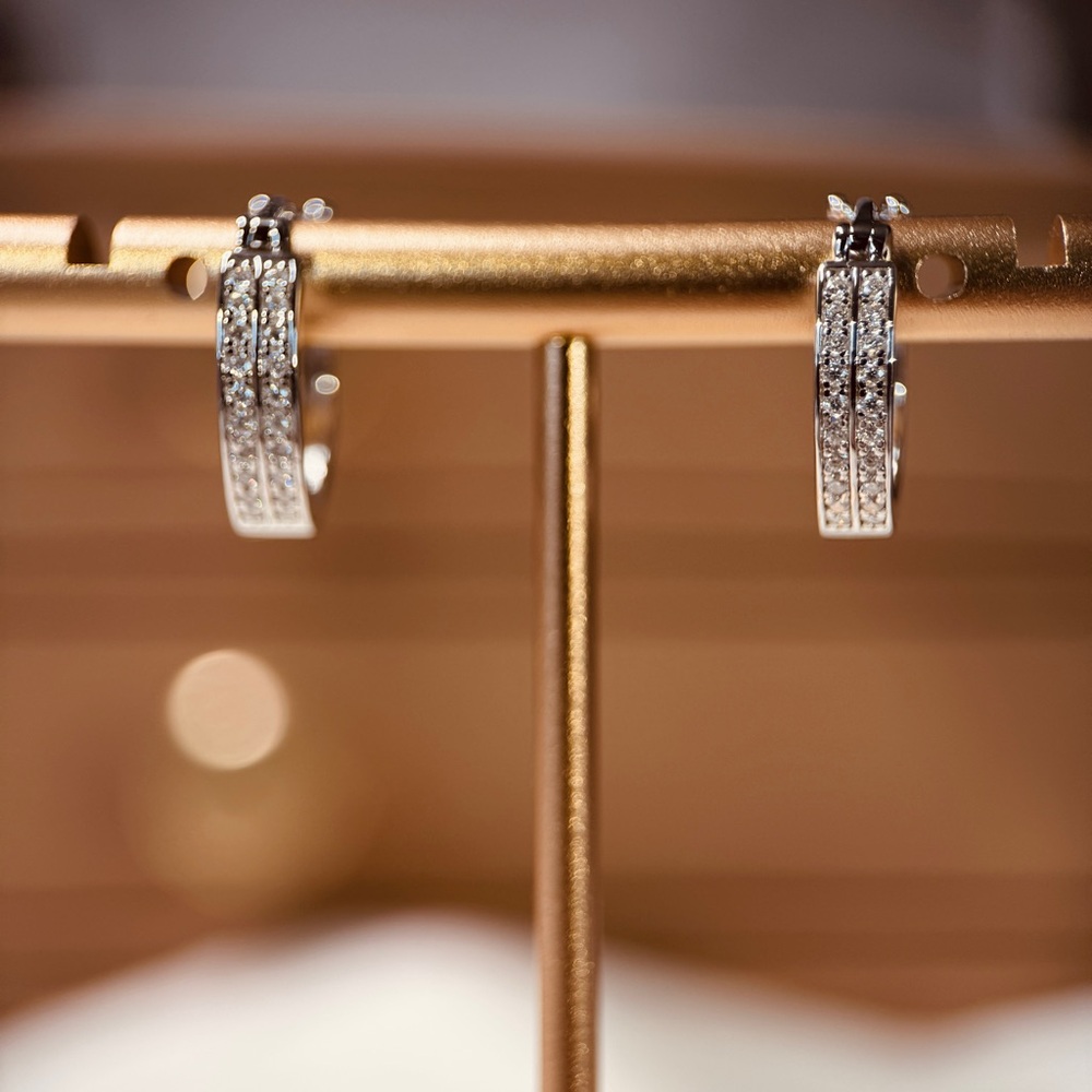 Dual Channels Huggie Hoop Earrings Moissanite S925 18k Plated - Picture 6 of 6